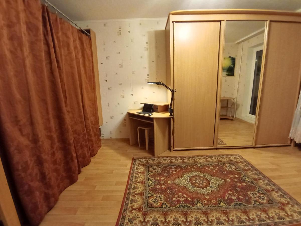 A Comfortable 18M Room With Balcony Tallinn Eksteriør billede
